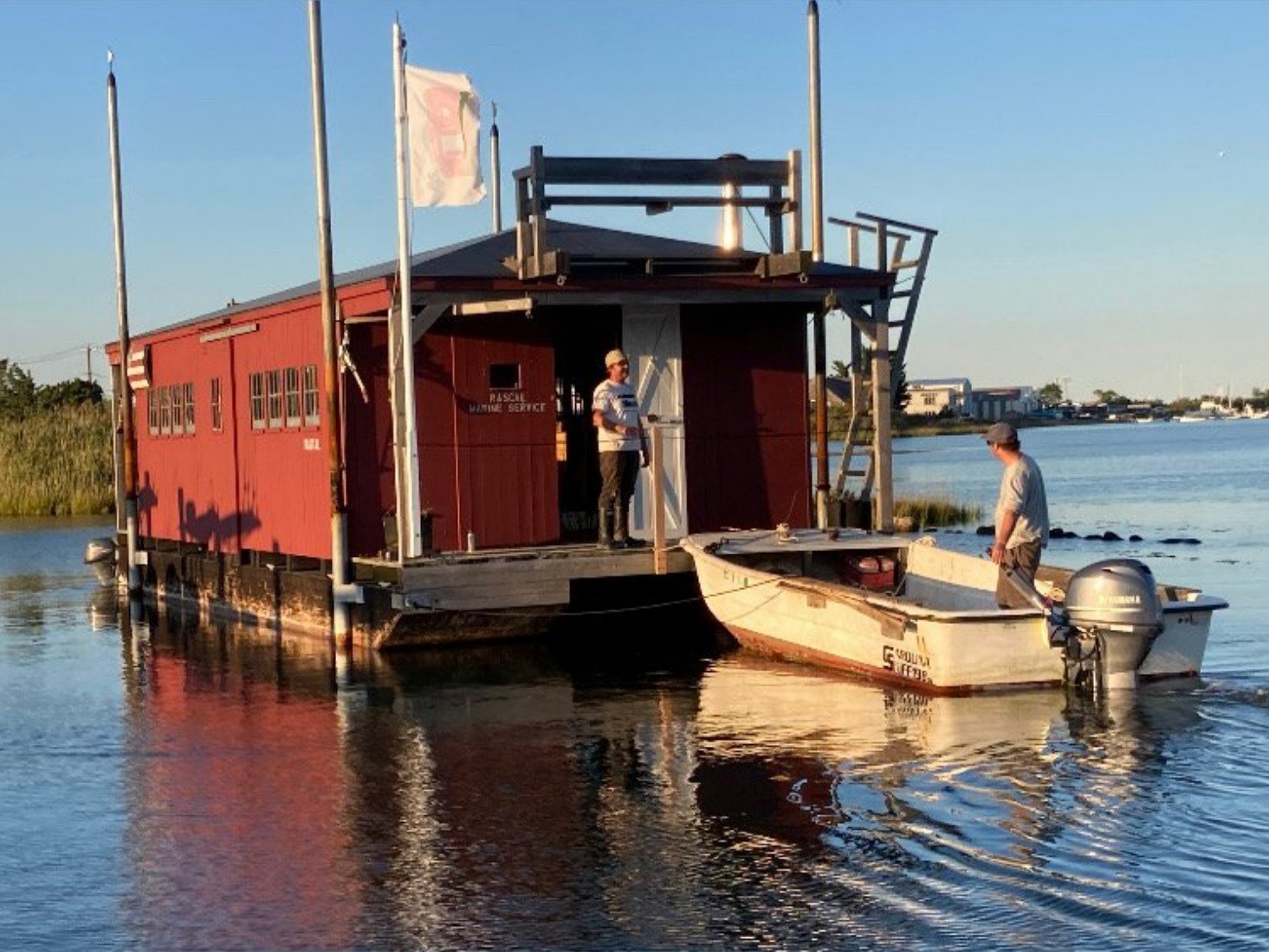 100 Lagoon Pond: Floating Gallery logo