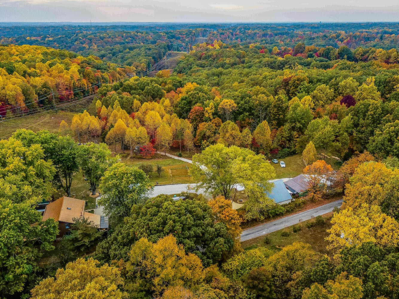 The Hundredth Hill Writer and Musician Retreat logo