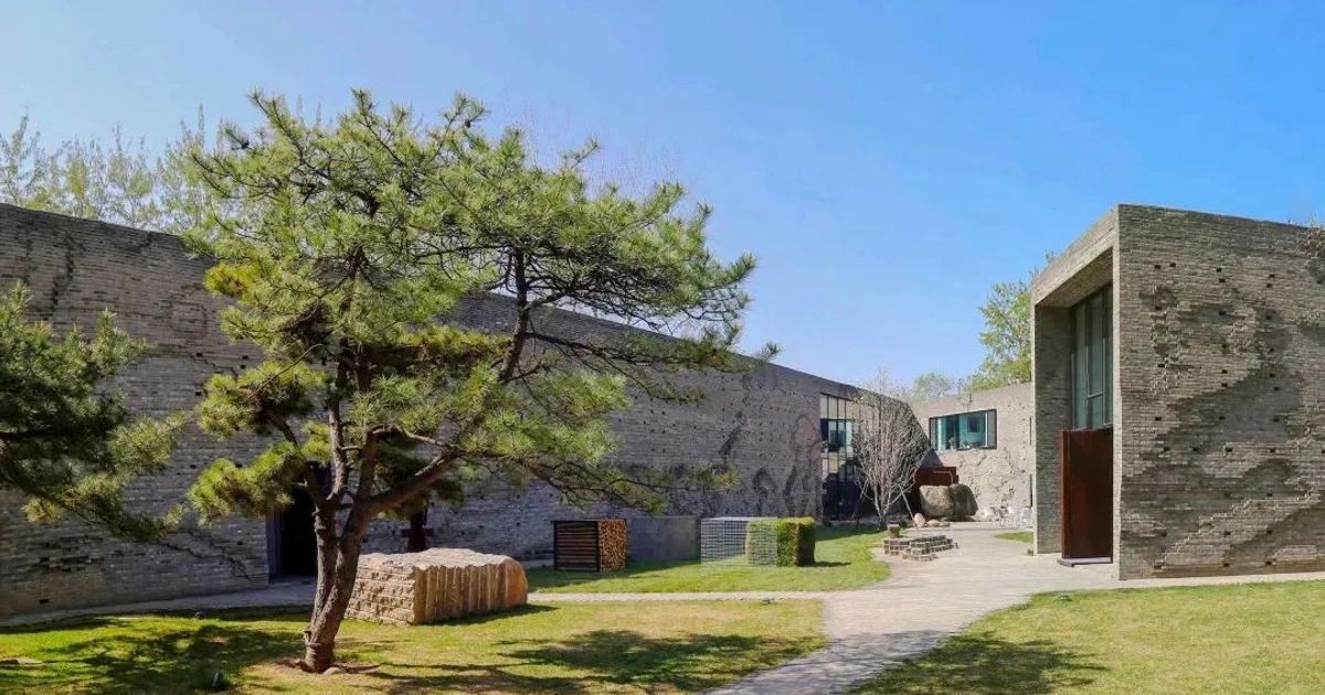 Three Shadows Photography Art Centre logo