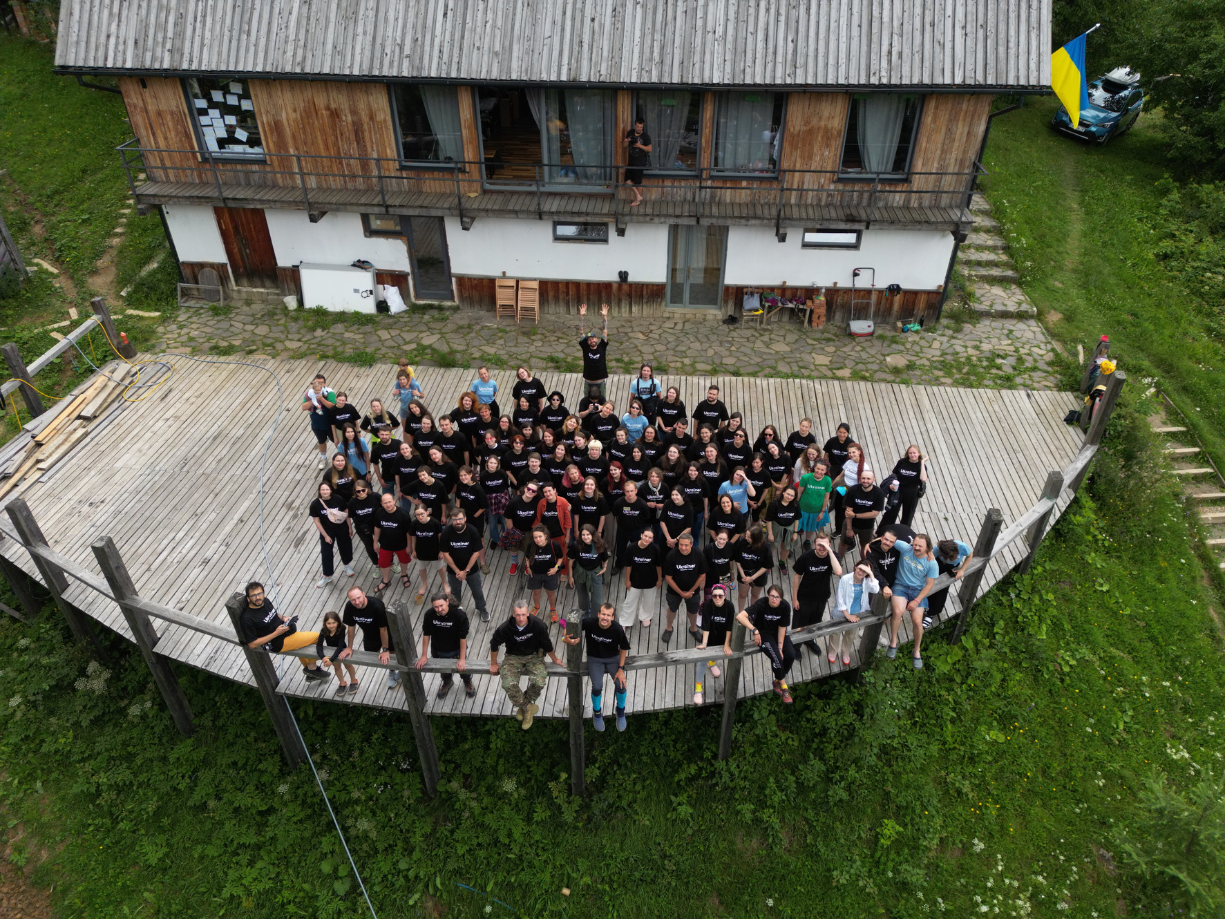 Creative Residence MC6 logo